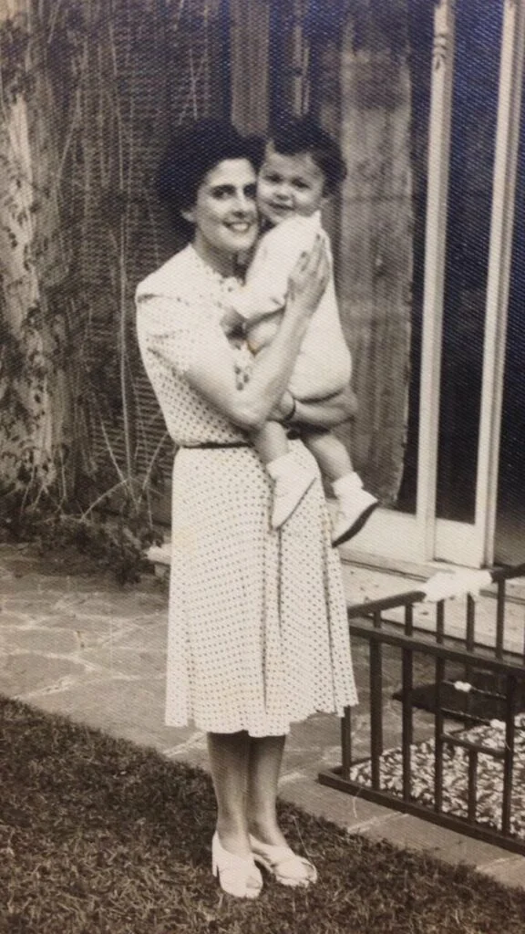 Eduardo Suplicy, Infância em São Paulo, ao colo da família (1949)